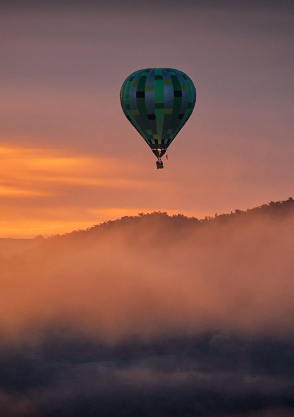 Lever du soleil dans le Tarn en montgolfière Atmosph'Air